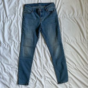 Old Navy basic skinny jeans